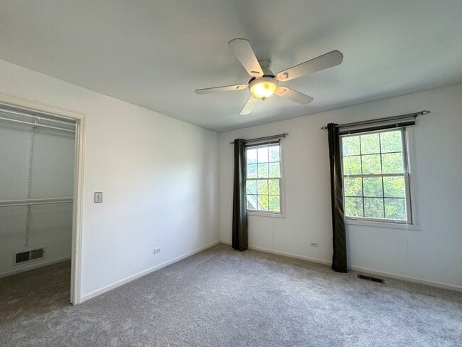 Building Photo - 3828 Caine Ct