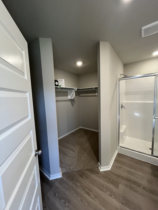 Building Photo - 2611 E Meramec St