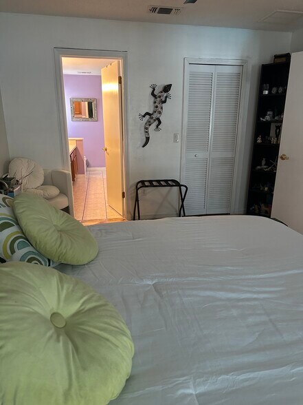 Building Photo - 2827 Bolton Bnd