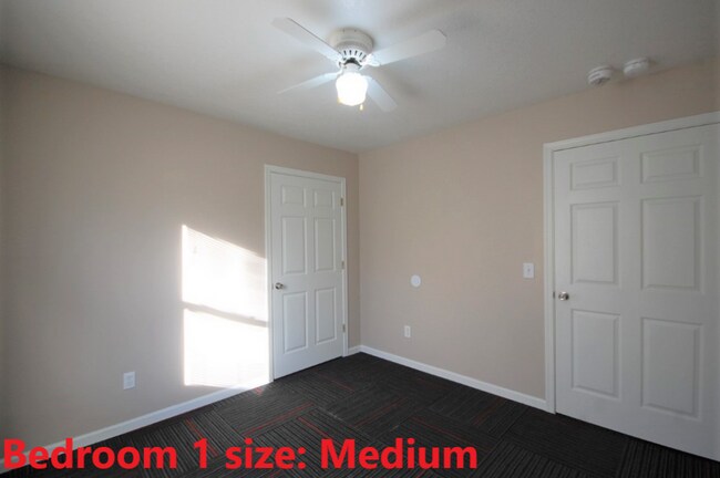 Building Photo - 115-117 South Plum