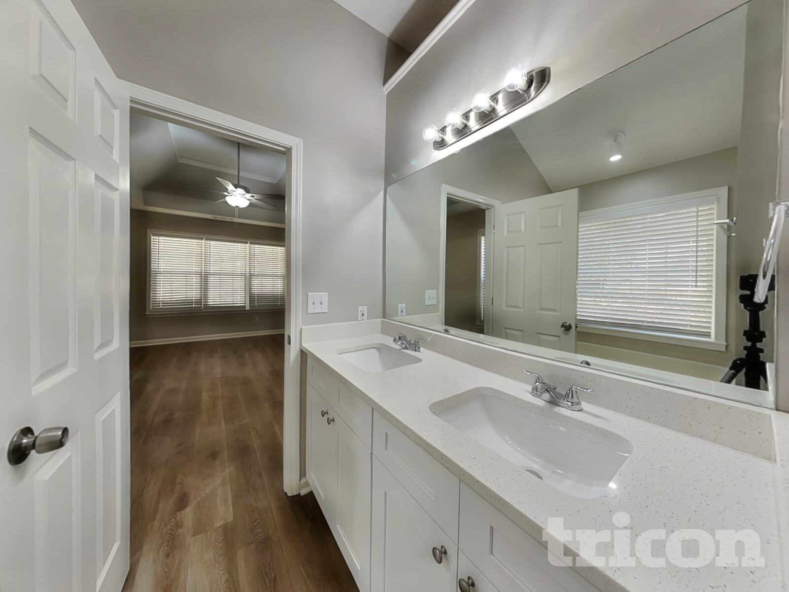 Building Photo - 30 Somerset Ct