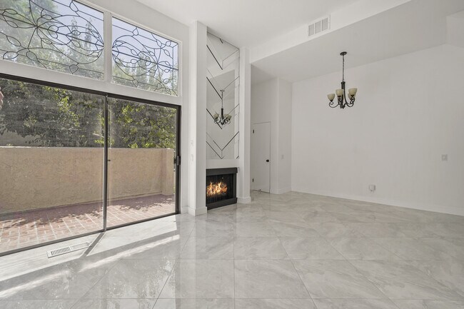 Building Photo - 22259 Erwin St