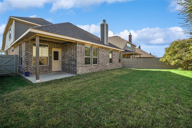 Building Photo - 821 Meadows Dr