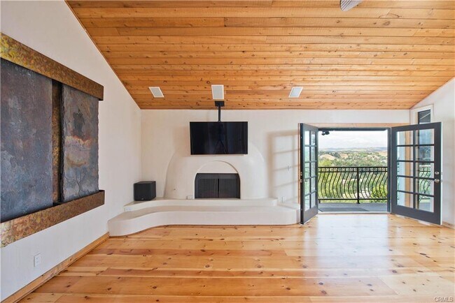 Building Photo - 4389 San Blas Ave