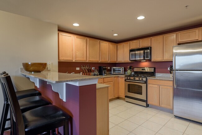 Building Photo - 6420 Double Eagle Dr