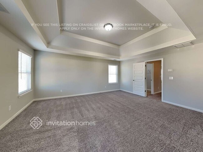 Building Photo - 2629 Cornwall Dr