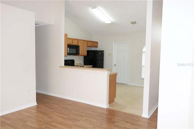 Building Photo - 208 Abbotsbury Dr