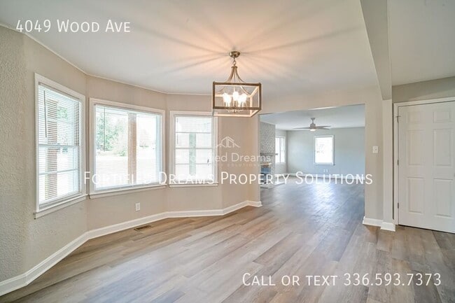 Building Photo - 4049 Wood Ave