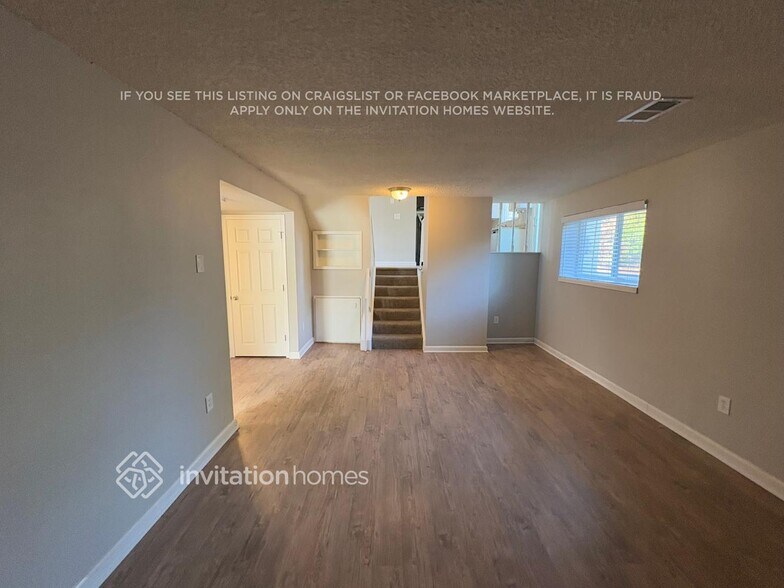 Building Photo - 5305 E 108th Pl