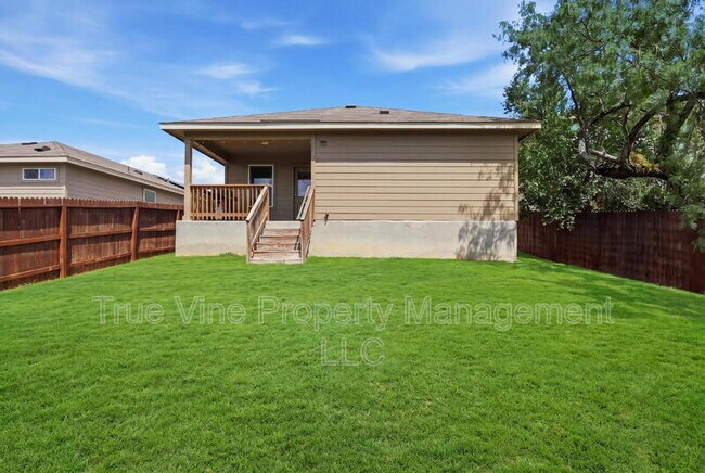 Building Photo - 3107 Lindenwood Wy
