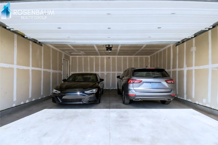 Building Photo - 8764 W Reventon Dr