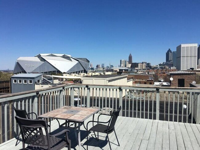 roof deck - great view - 204 Walker St SW