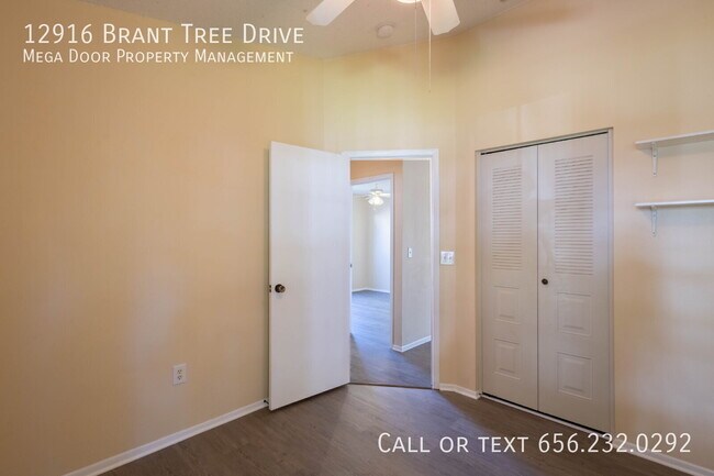 Building Photo - 12916 Brant Tree Dr