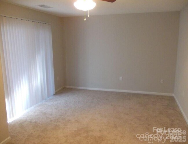 Building Photo - 12317 Paperbark Cir