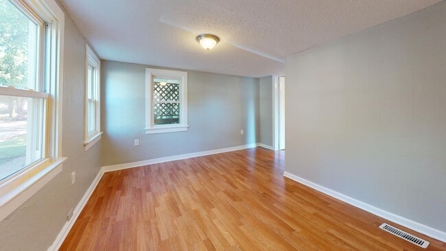 Building Photo - SPRING SPECIAL RENT REDUCTION - Clark/W.44 area: updated 3 bedroom/1 bath single family house.