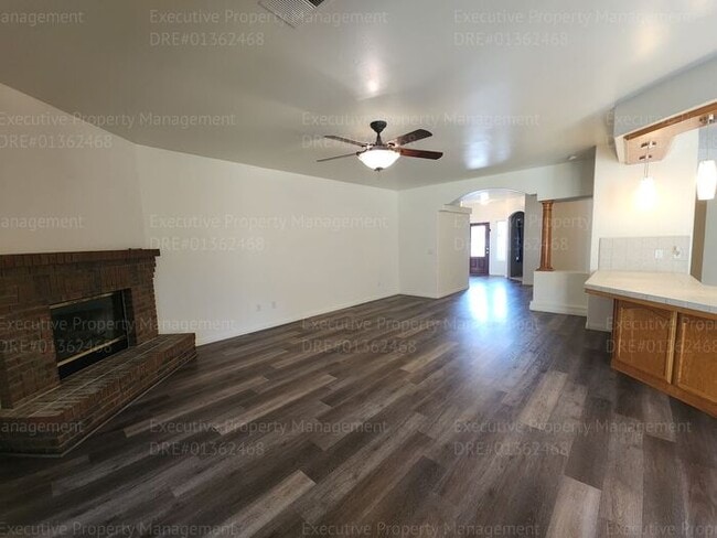 Building Photo - This house is in a great LOCATION (Callowa...