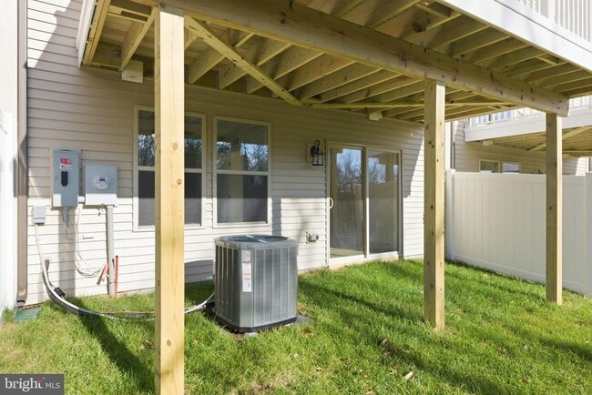 Building Photo - 1017 Venifena Terrace SE