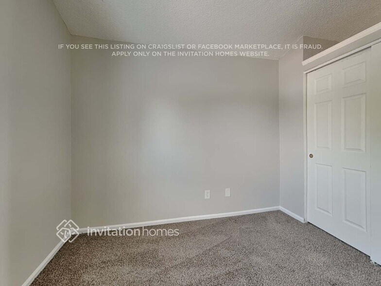 Building Photo - 4610 E 105th Dr