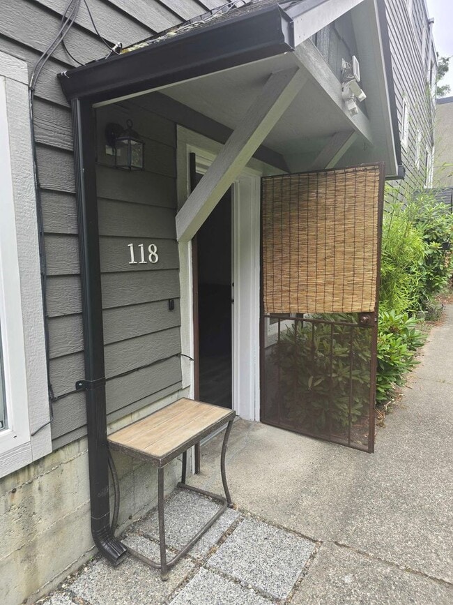Building Photo - 240 S 152nd St