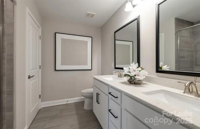 Building Photo - 19016 Yellow Birch Dr