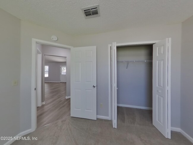 Building Photo - 2024 Farm Way