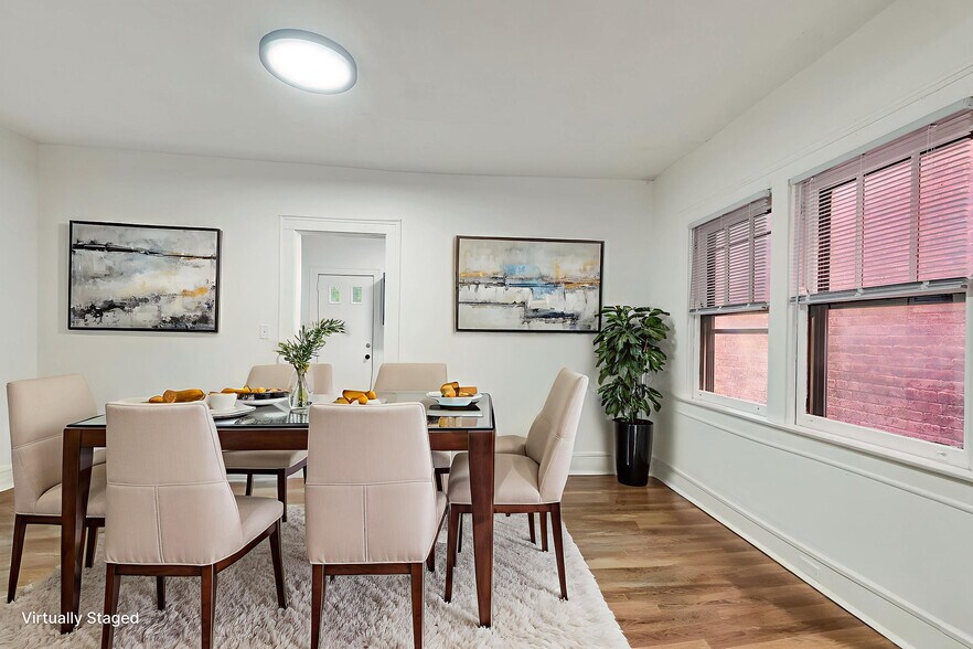 Building Photo - 2231 Flora St