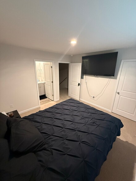 Building Photo - 8655 Brixton Shay Dr