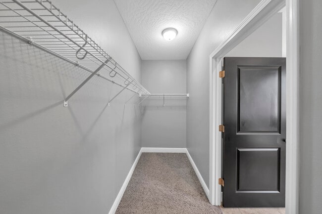 Building Photo - 4628 Hermosa Rd