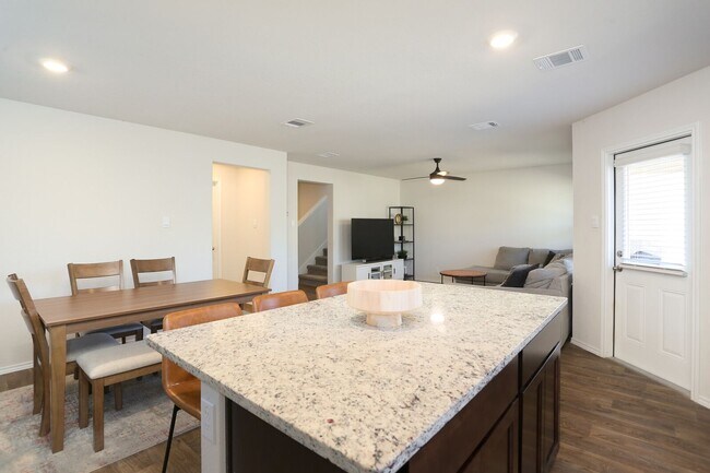 Building Photo - 1153 Barn Swallow Wy