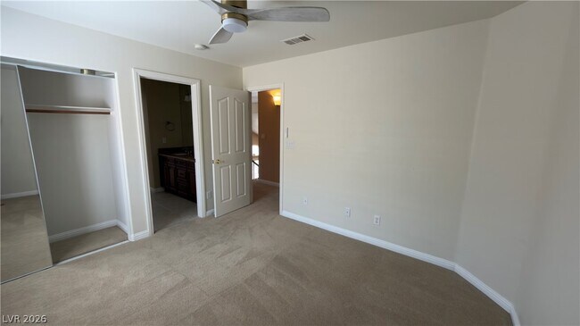 Building Photo - 10619 Sunwind Ave