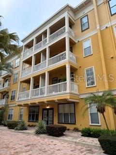 Building Photo - 860 N Orange Ave