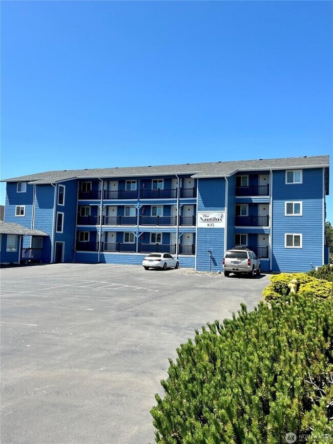 Building Photo - 835 Ocean Shores Blvd NW
