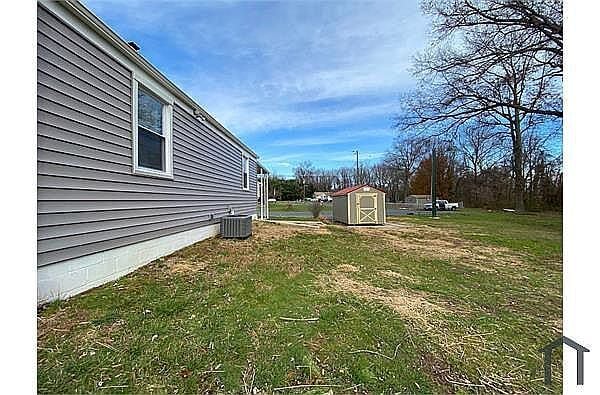 Building Photo - 4 Bedroom detached house