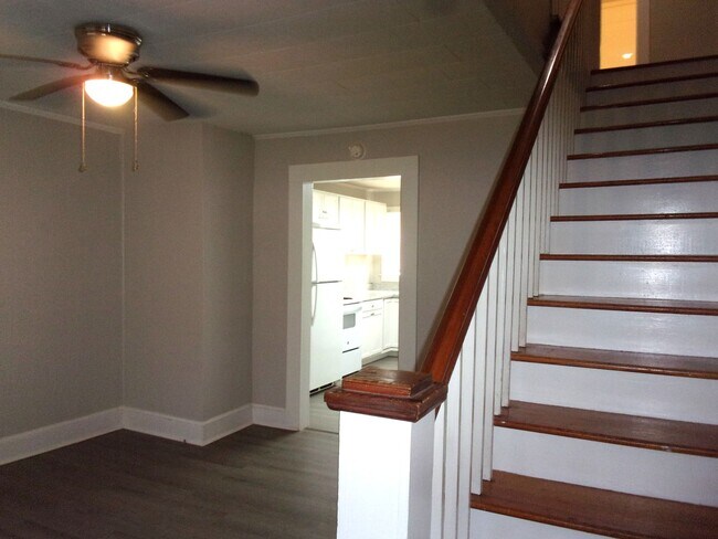 Building Photo - 1050 Ebenezer Ave Ext