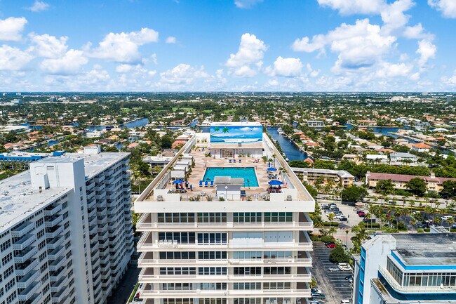 Building Photo - 4020 Galt Ocean Dr
