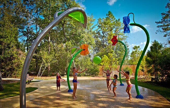 Building Photo - 208 Forest Peak Way