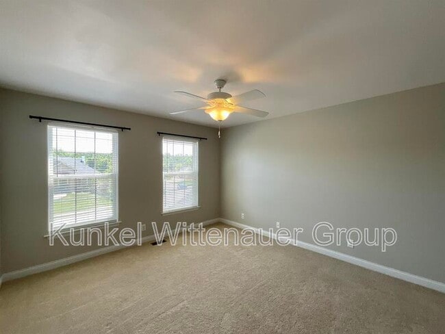 Building Photo - 3014 Roan Hill Dr