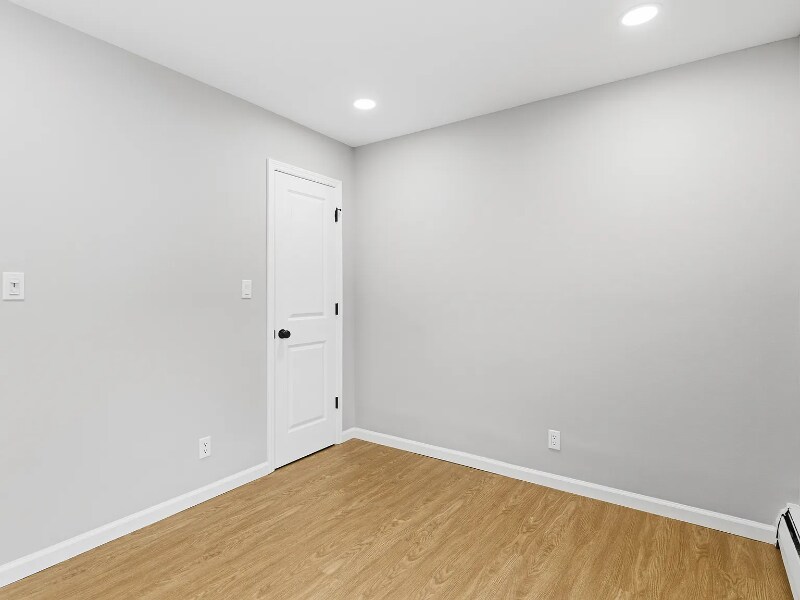 Building Photo - 38 Dalton Pl