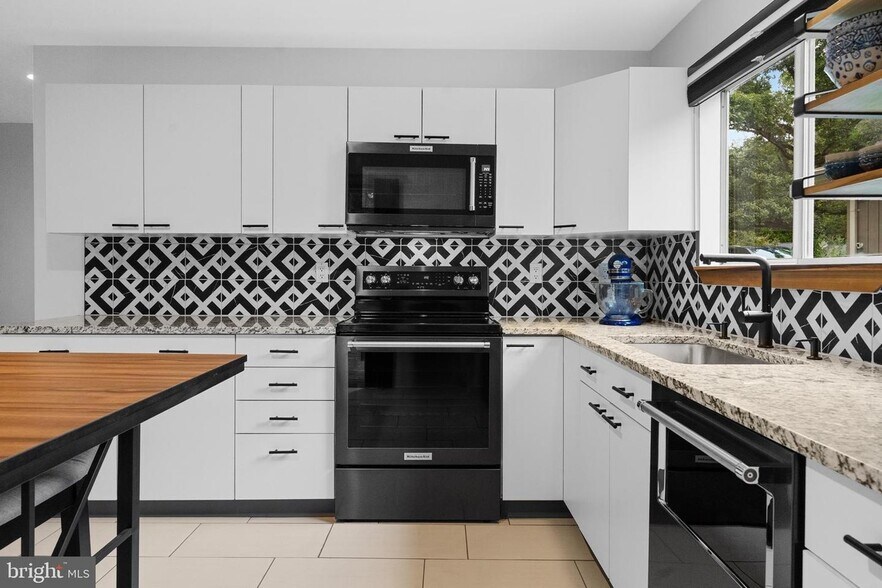 Building Photo - 1522 Bal Harbor Ct