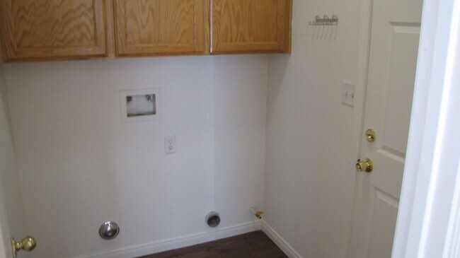 Building Photo - 3711 Campfire Dr