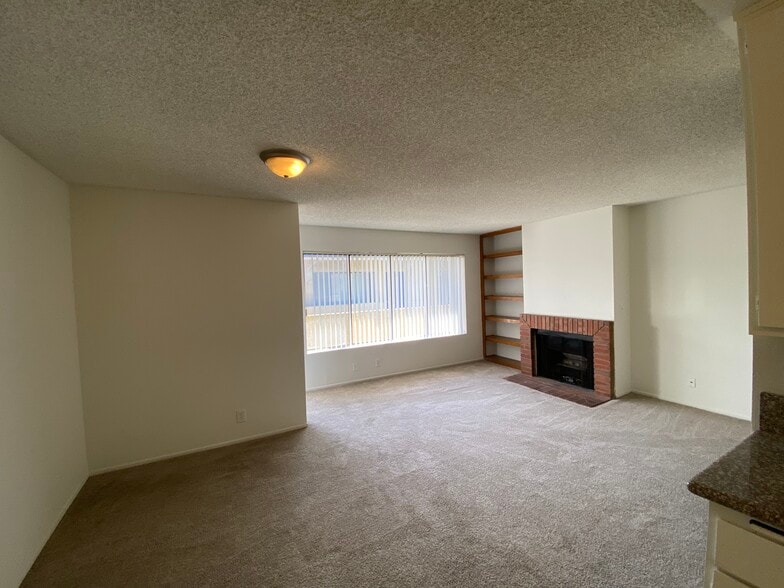 Building Photo - 3414 Jasmine Ave