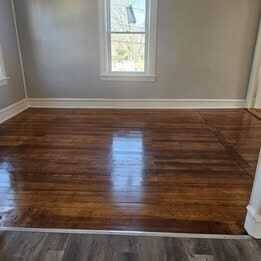 Building Photo - 25 Saxon St