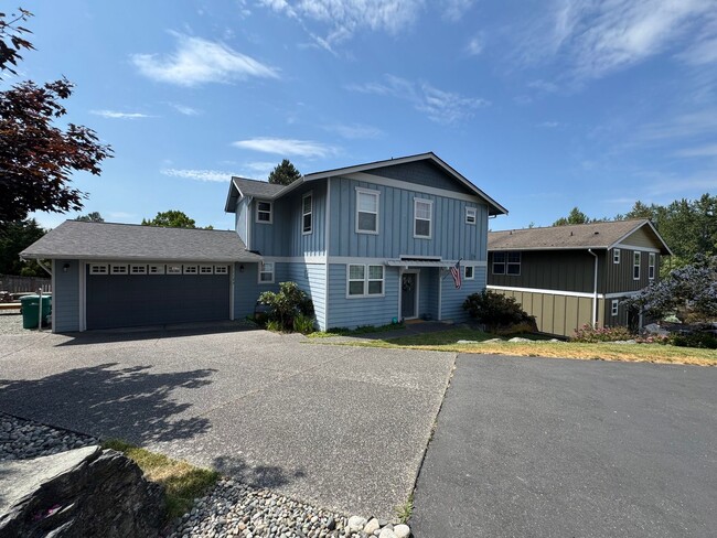Building Photo - Gorgeous Mount Vernon Home 4 Beds 3.5 Bath...