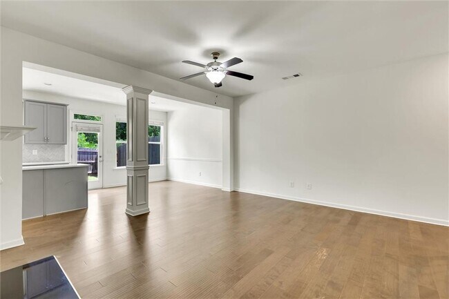 Building Photo - 5312 Brooklands Dr