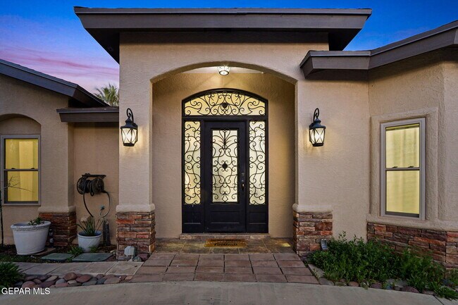 Building Photo - 1316 Hookridge Dr