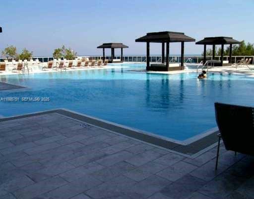 Building Photo - 1830 S Ocean Dr