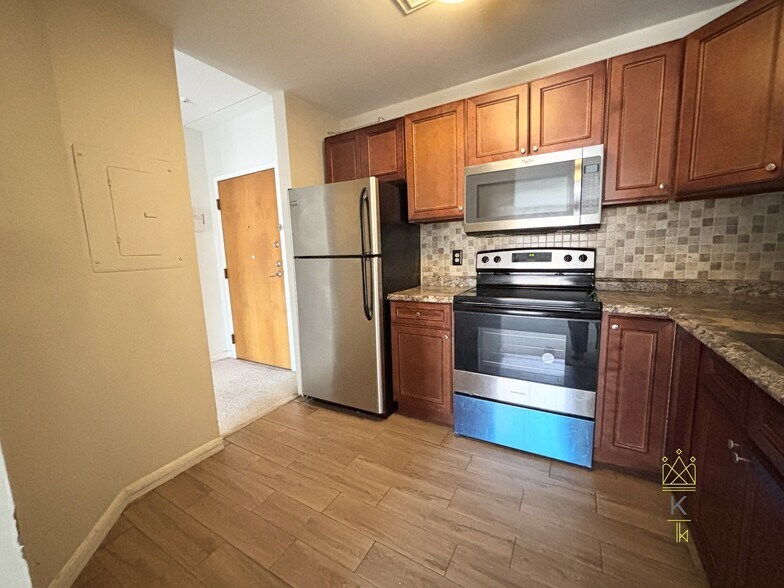 Building Photo - 14 Heron St