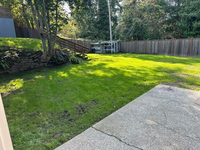 Building Photo - 4529 Crescent Ave