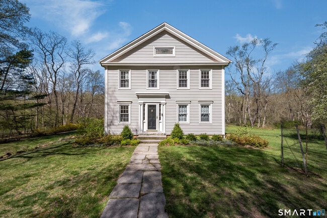 Building Photo - 50 Ledge Hill Rd