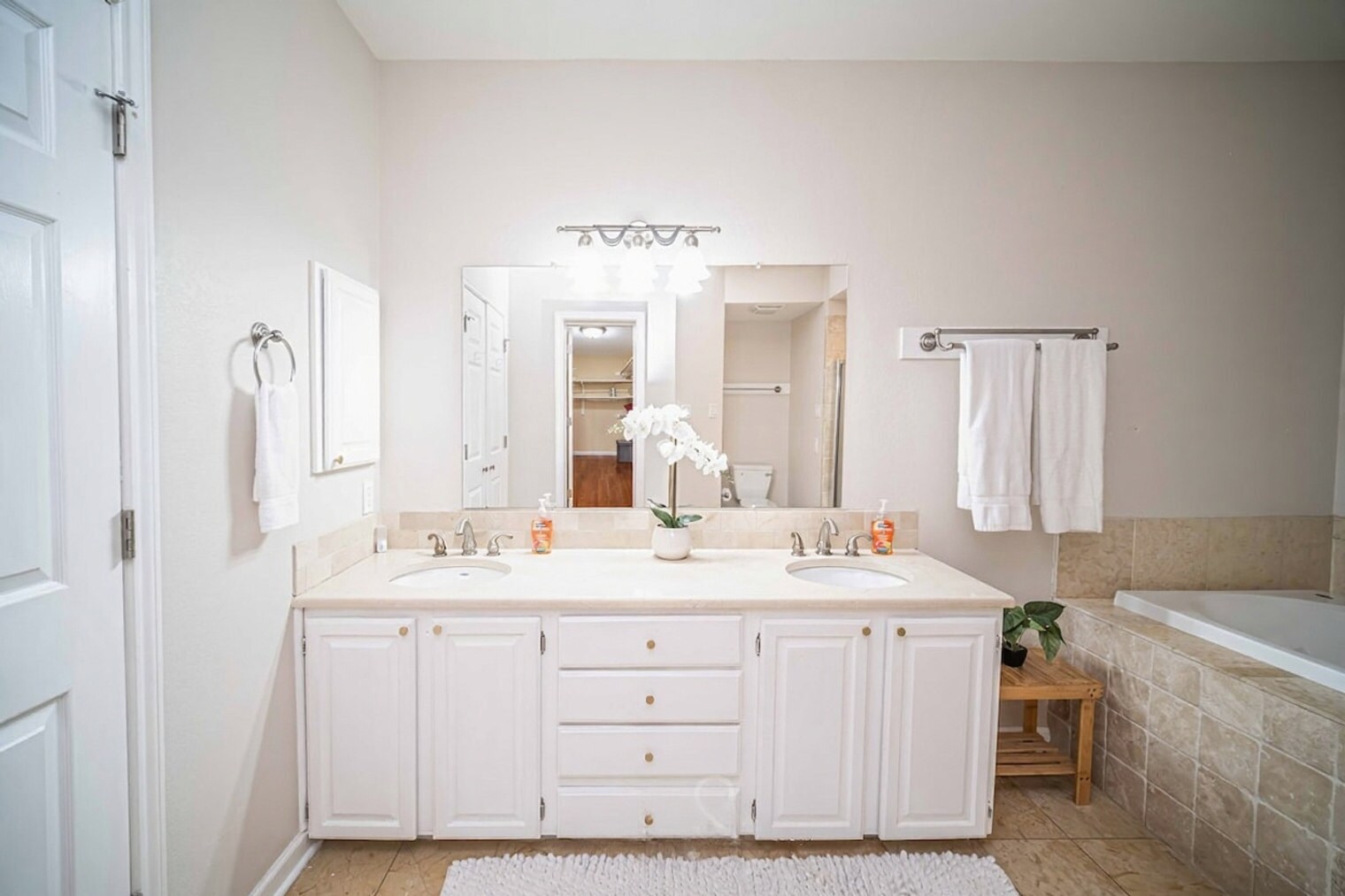 Building Photo - 3308 Parliament Cove